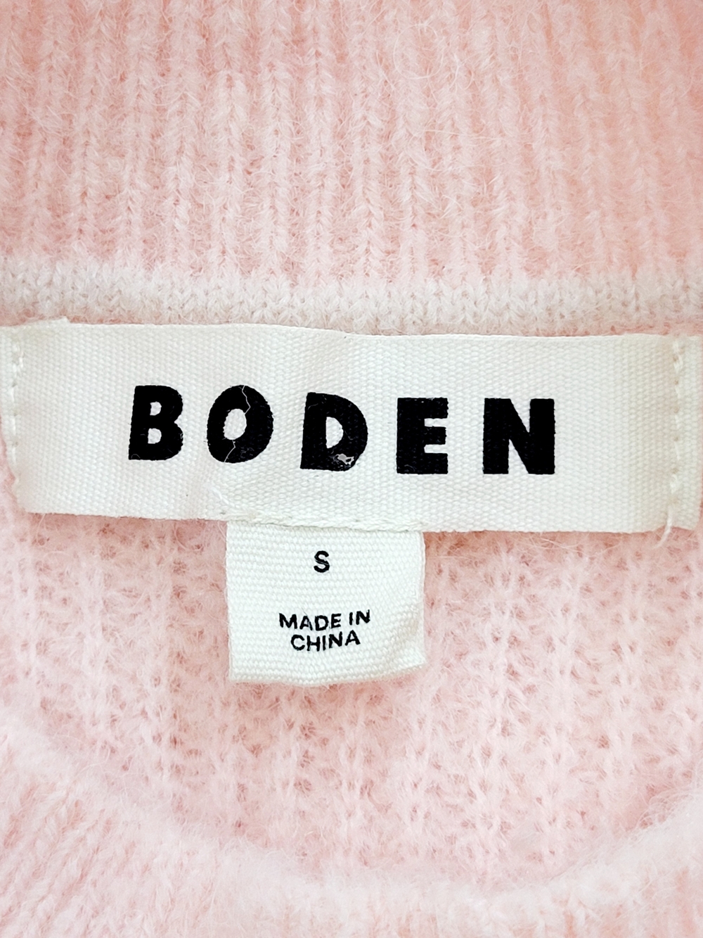 BODEN Insect Jeweled Embellished Pale Pink Short Puff Sleeve Sweater Small - Picture 6 of 10